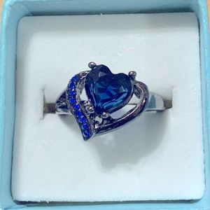 Black and blue heart ring